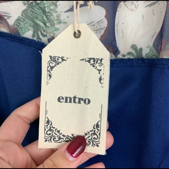 NWT Entro Wrap Floral V-Neck Long Sleeve Dress - Picture 5 of 6